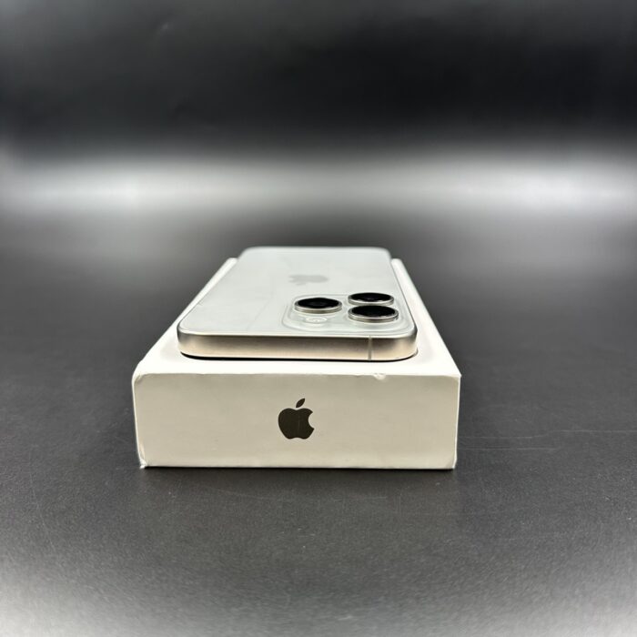 iPhone 15 Pro Max 256GB Natural Titanium - Image 6