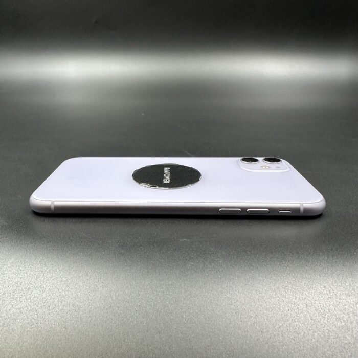 iPhone 11 256GB Purple - Image 4