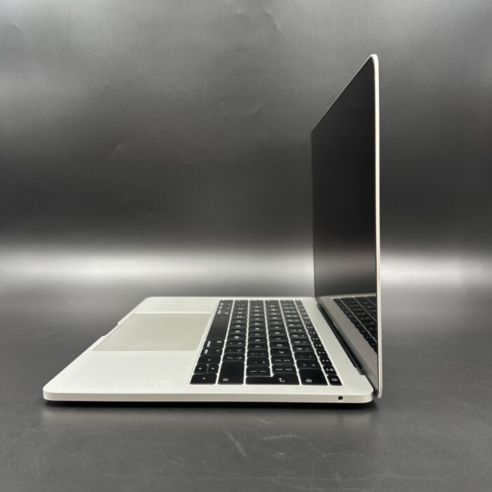 Macbook Pro 13" 2017 128GB SSD | Intel Core i5 | 8GB Ram | Silver - Image 4
