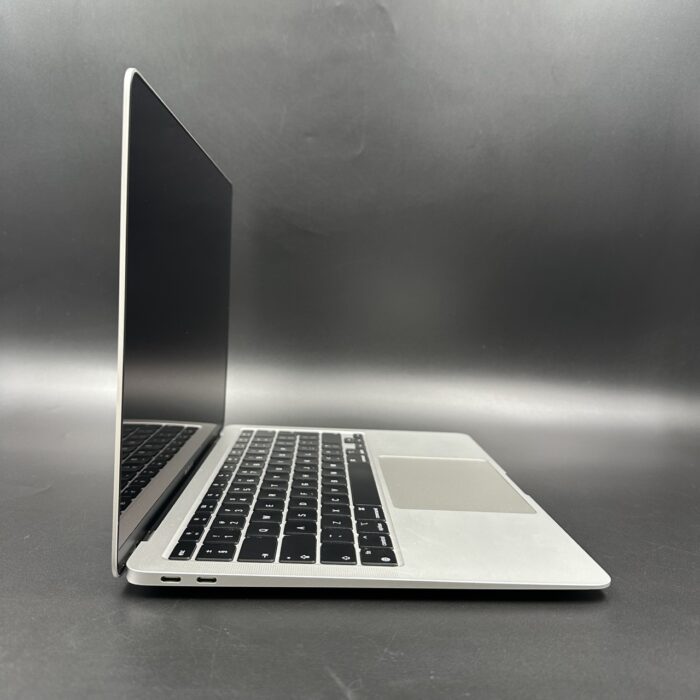 Macbook Air M1 256GB Silver - Image 3