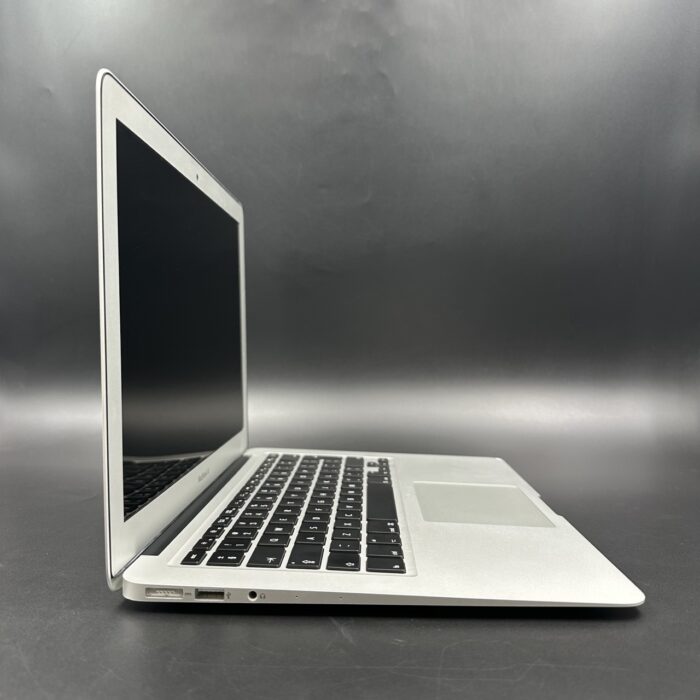 Macbook Air 13" 2017 1.8Ghz | 128GB SSD | 8GB Ram | Core i5 - Image 3