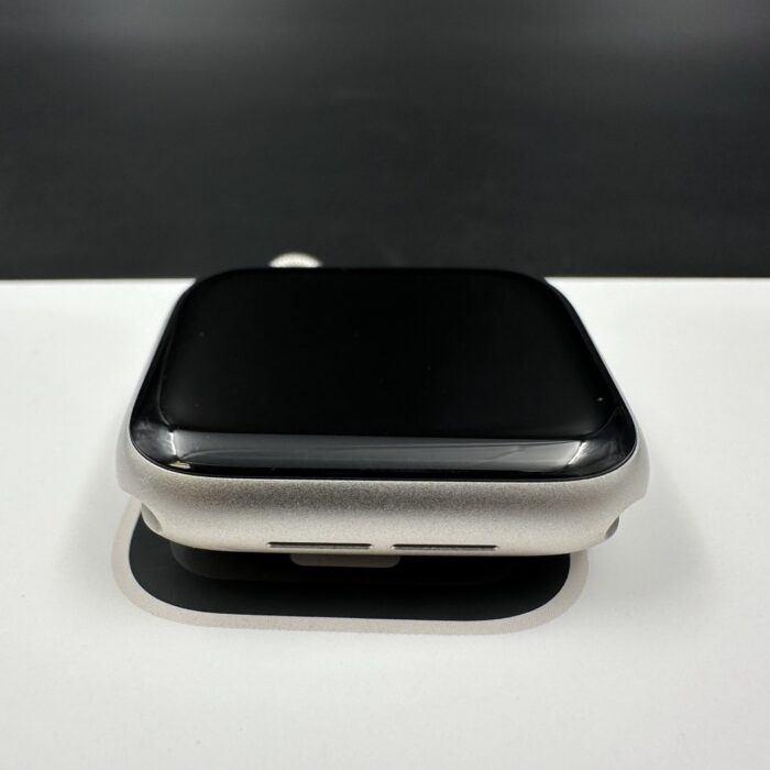 Apple Watch SE (Gen 2) 40MM GPS Starlight - Image 6