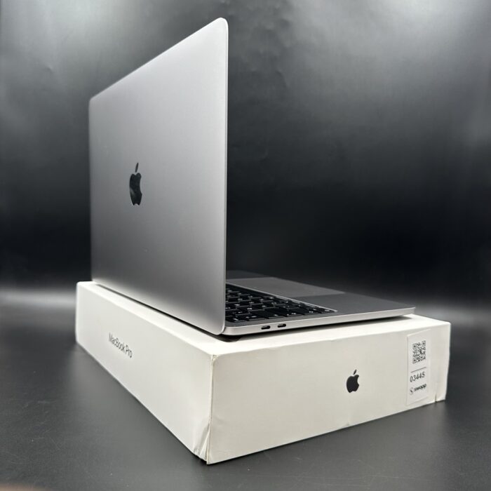 Macbook Pro M1 256GB Space Grey - Image 3