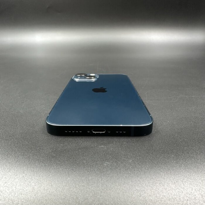 iPhone 13 128GB Midnight - Image 3