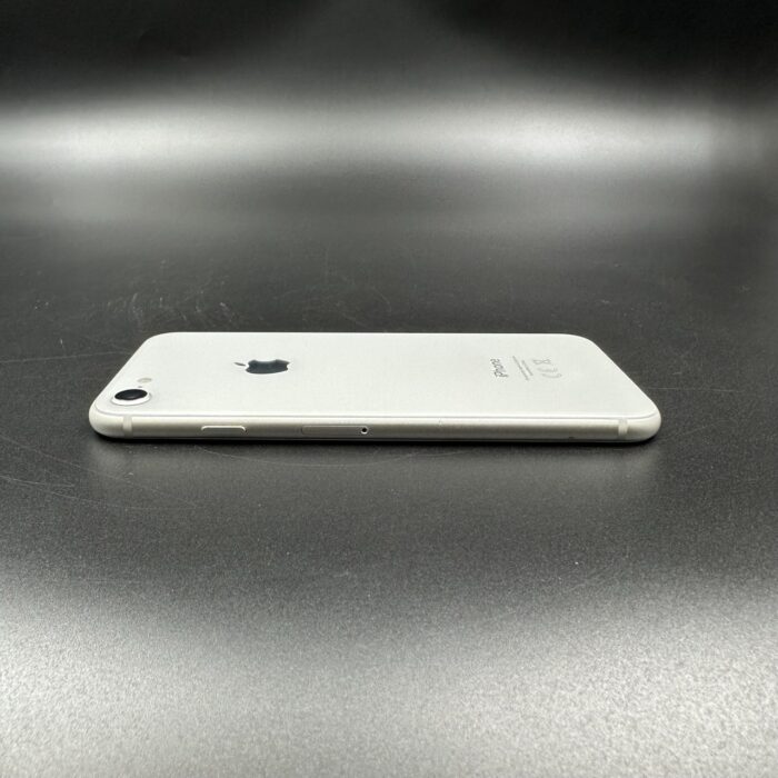 iPhone 8 256GB Silver - Image 2