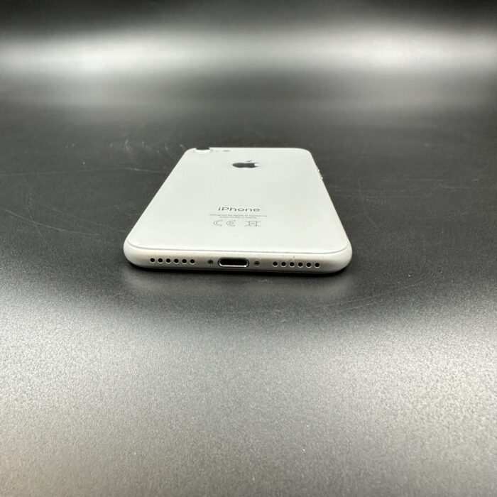 iPhone 8 256GB Silver - Image 3