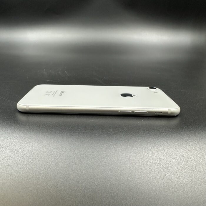 iPhone 8 256GB Silver - Image 4