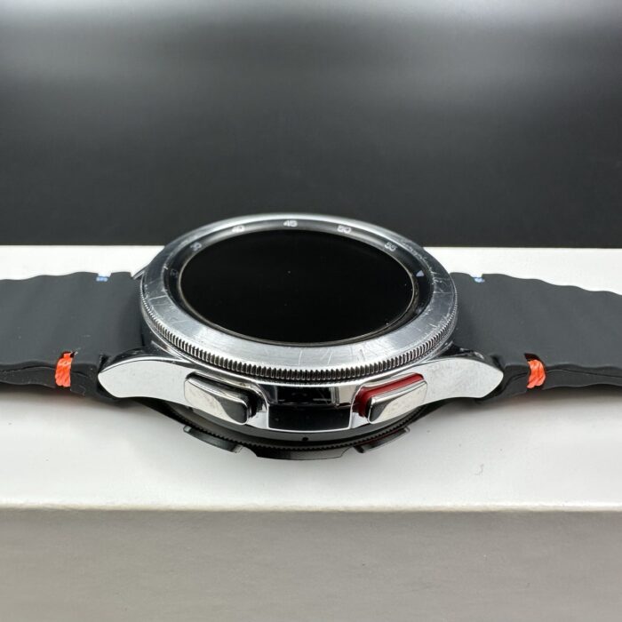 Samsung Galaxy Watch 4 Classic Silver - Image 5