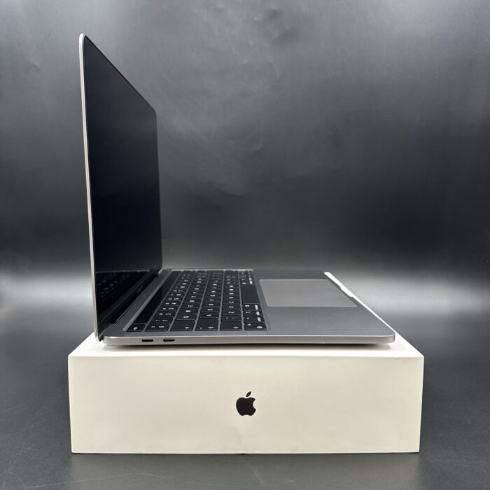 Macbook Pro 13" M2 256GB Space Grey - Image 4