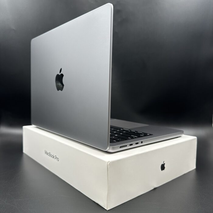 Macbook Pro 14" M1 Pro 32GB Ram | 1TB SSD Space Grey - Image 3