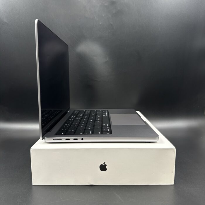 Macbook Pro 14" M1 Pro 32GB Ram | 1TB SSD Space Grey - Image 4