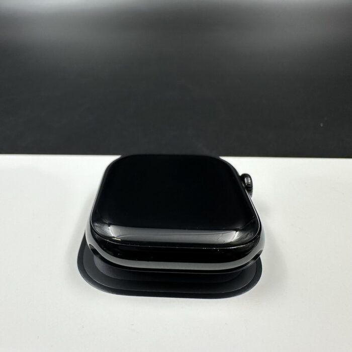Apple Watch Series 10 42MM Jet Black - Image 3