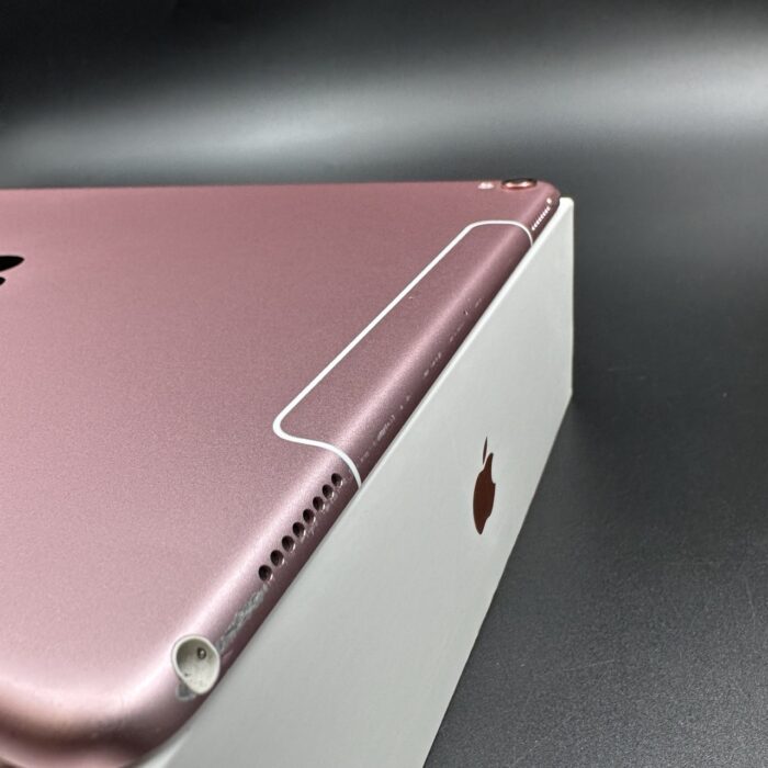 iPad Pro 64GB (10.5-inch) Wi-Fi + Cellular Rose Gold - Image 7