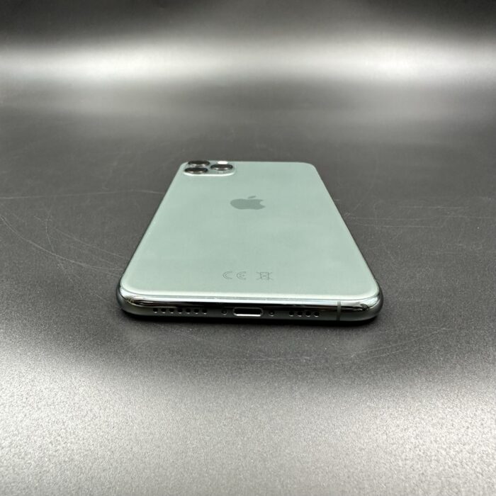 iPhone 11 Pro Max 256GB Midnight Green - Image 3