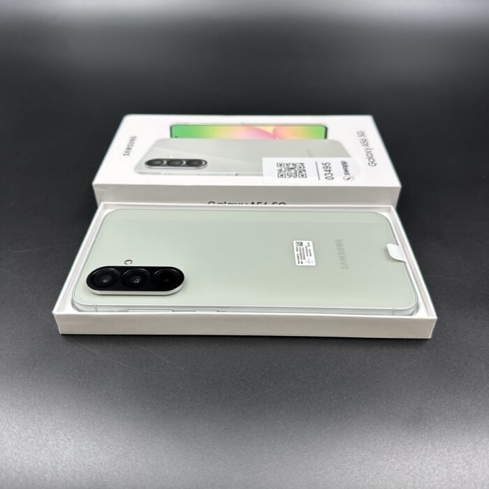 Samsung Galaxy A56 5G 256GB Awesome Olive (Brand New / Open Box) - Image 2