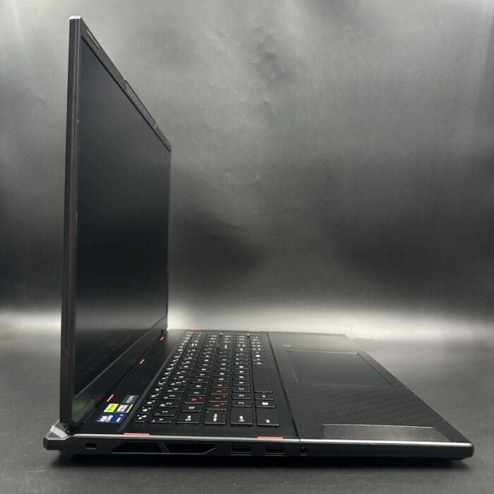 MSI Stealth 18 Mercedes AMG Motorsport Gaming Laptop, 18" UHD+120Hz, Intel Core Ultra9-185H, 32GB DDR5, 2TB SSD - Image 4