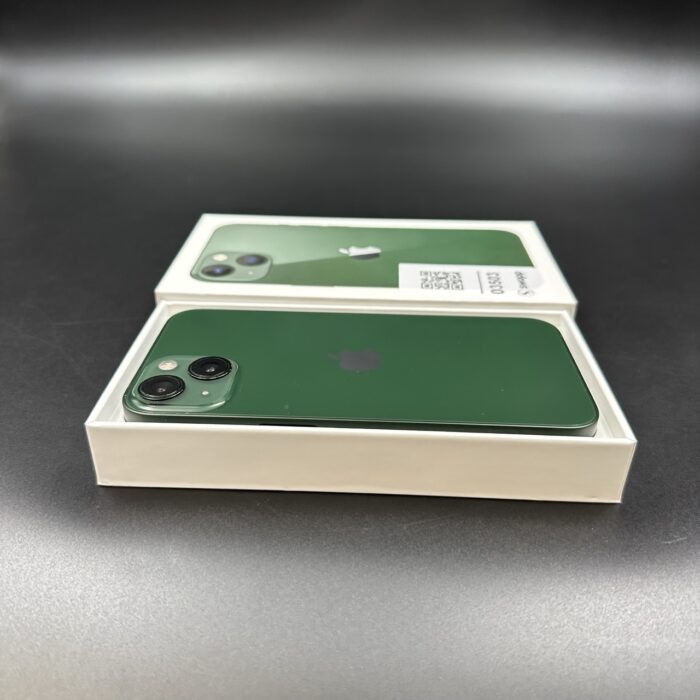 iPhone 13 128GB Green - Image 2