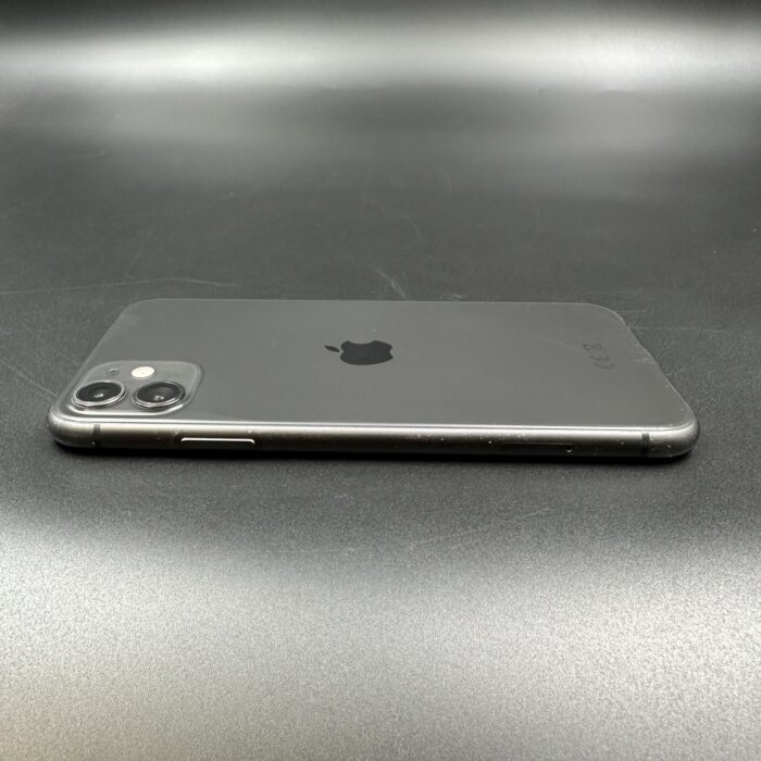 iPhone 11 64GB Black - Image 2