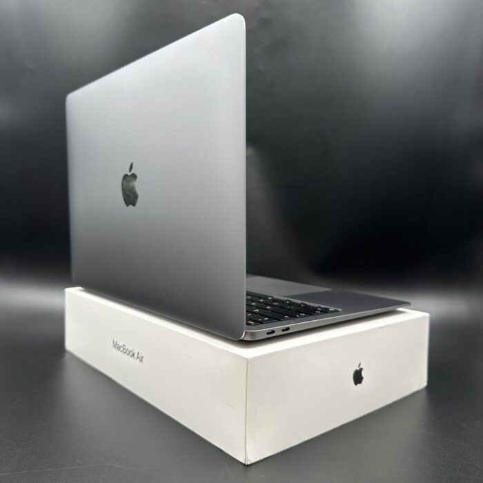 Macbook Air M1 13" 256GB Space Grey - Image 3