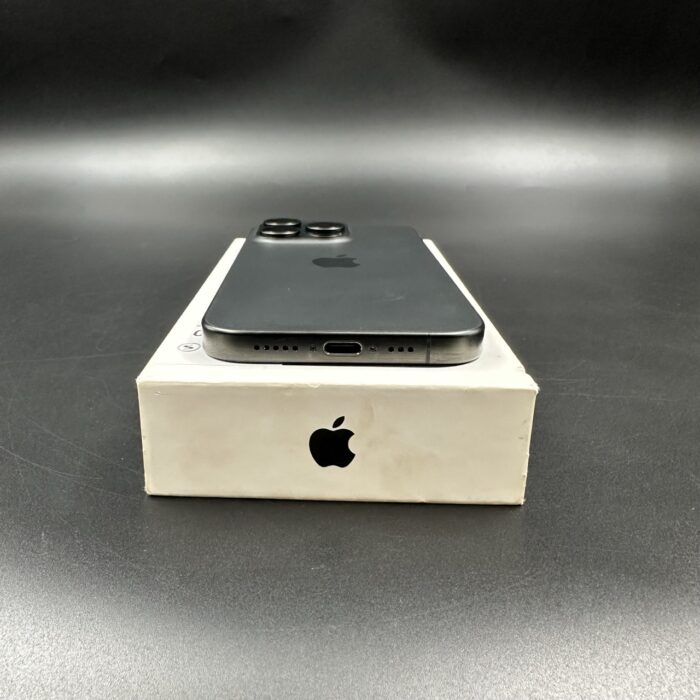 iPhone 15 Pro 256GB Black Titanium - Image 4