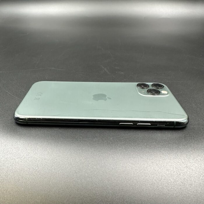 iPhone 11 Pro 256GB Midnight Green (Cracked Back) - Image 4