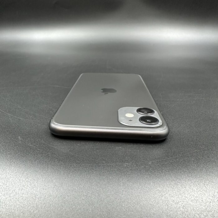 iPhone 11 64GB Black - Image 5