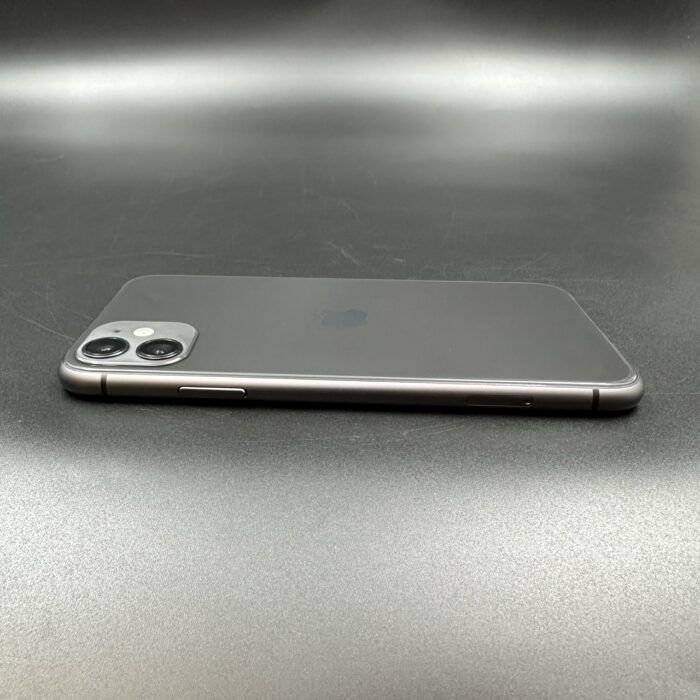 iPhone 11 64GB Black - Image 2