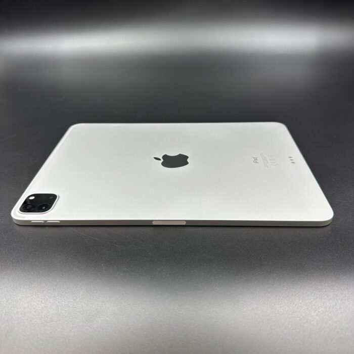 iPad Pro 11-inch 128GB (2nd Generation) Wifi Silver - Image 2