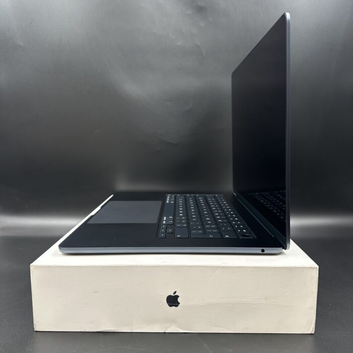 Macbook Air M3 15-inch 16GB 256GB Space Black - Image 4
