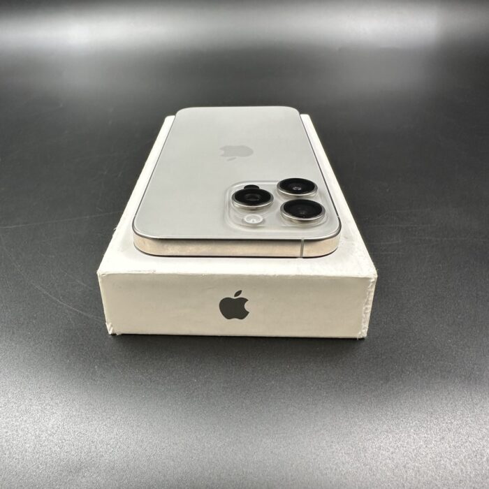 iPhone 16 Pro Max 256GB Natural Titanium - Image 6
