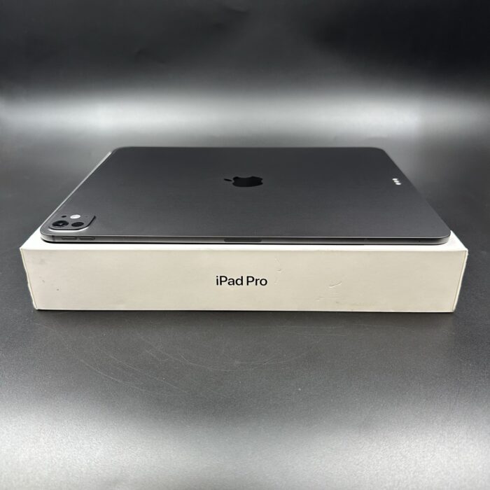 iPad Pro 13-Inch (M4) 256GB WIFI Space Black - Image 3