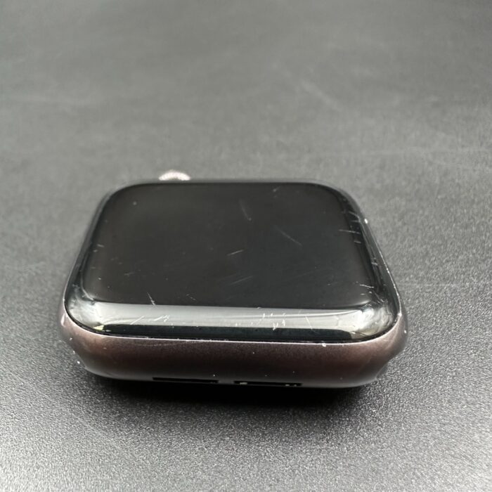 Apple Watch Series 6 40MM Space Grey - Image 2