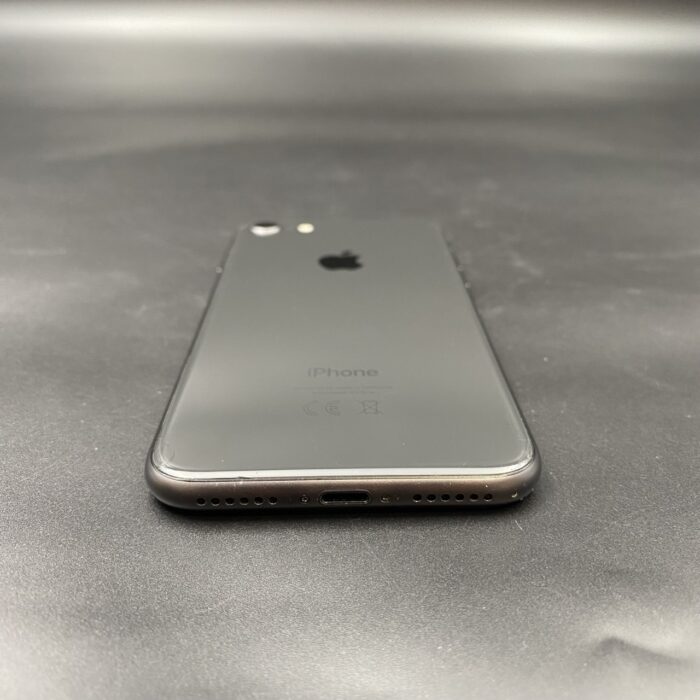 iPhone 8 64GB Space Grey - Image 3