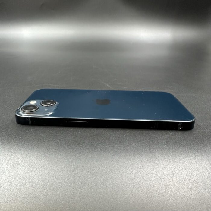 iPhone 13 128GB Midnight (Cracked Screen) - Image 2