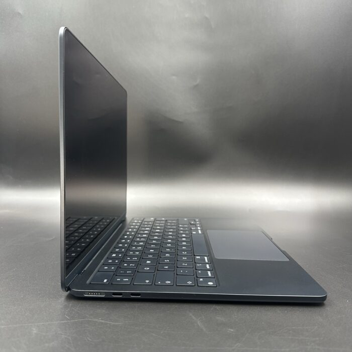 Macbook Air M2 13" 256GB Midnight - Image 3