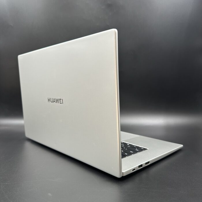 Huawei MateBook D15 | 256GB SSD | 8GB | Intel Core i3-10110U CPU 2.59 Ghz | Silver - Image 2