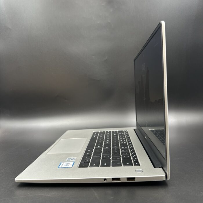 Huawei MateBook D15 | 256GB SSD | 8GB | Intel Core i3-10110U CPU 2.59 Ghz | Silver - Image 5