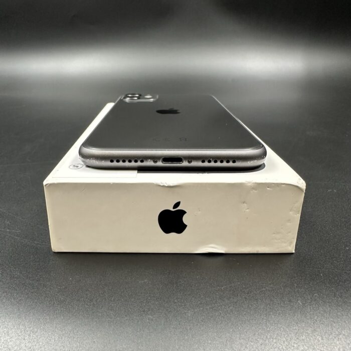 iPhone 11 64GB Black - Image 4