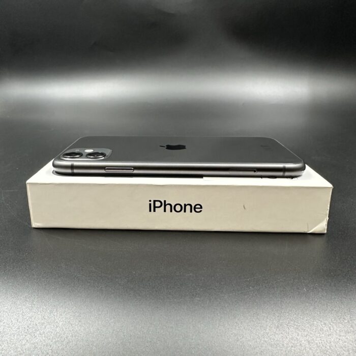 iPhone 11 64GB Black - Image 3
