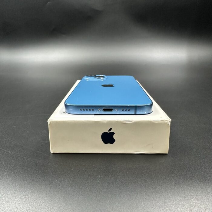 iPhone 13 128GB Blue - Image 4