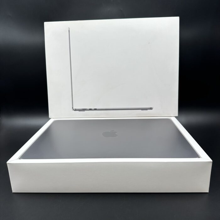 Macbook Air M3 15-inch 16GB 256GB Space Grey - Image 2