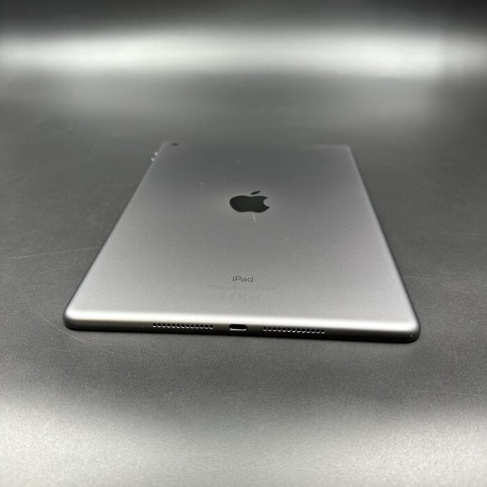 iPad 9th Generation 64GB Wifi Space Grey - Image 3