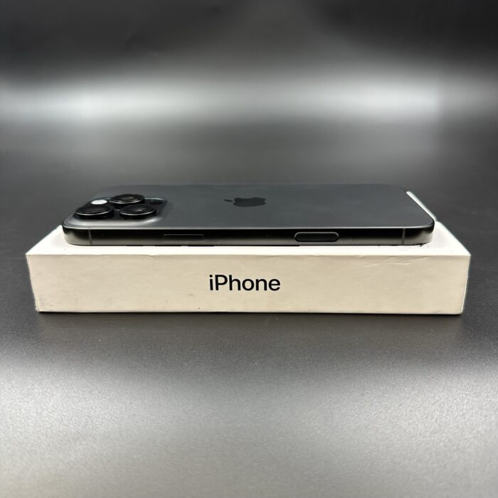 iPhone 16 Pro Max 256GB Black Titanium - Image 3
