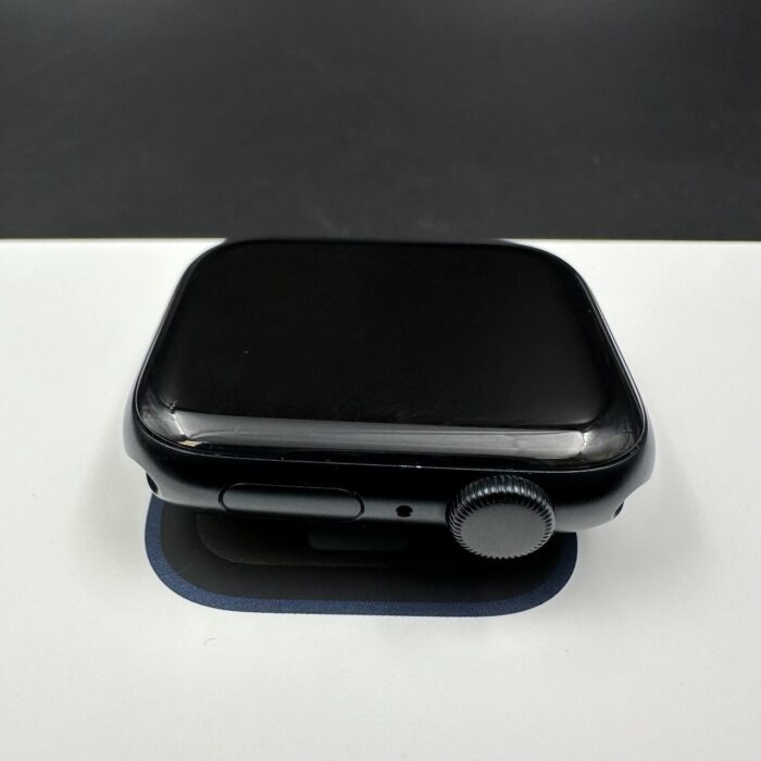 Apple Watch SE (2nd Gen) 44MM Midnight - Image 4