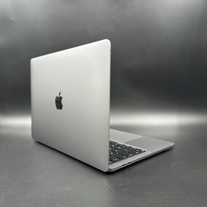 Macbook Pro 13" M2 512GB Space Grey - Image 2
