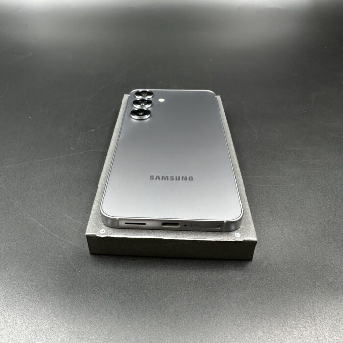 Samsung Galaxy S25 256GB Silver Shadow - Image 4