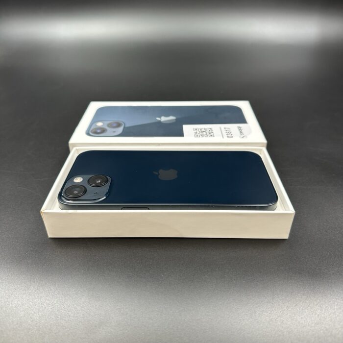 iPhone 13 128GB Midnight - Image 3