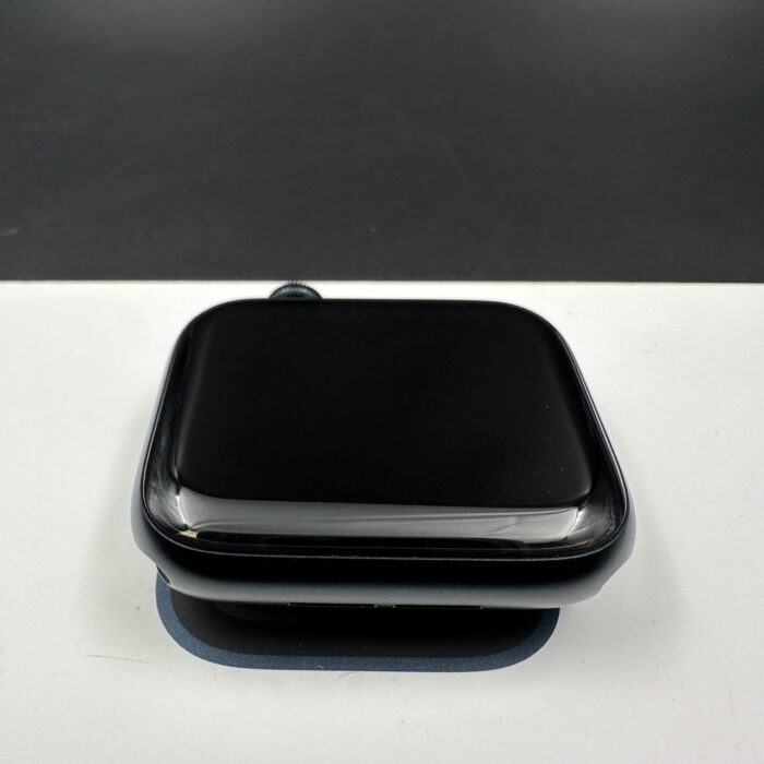 Apple Watch SE (Gen 2) 44MM GPS + Cellular Midnight - Image 6
