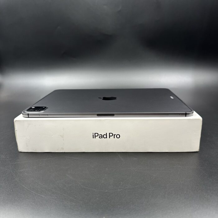 iPad Pro 11" 128GB Wifi + Cellular Space Grey (2020) - Image 3