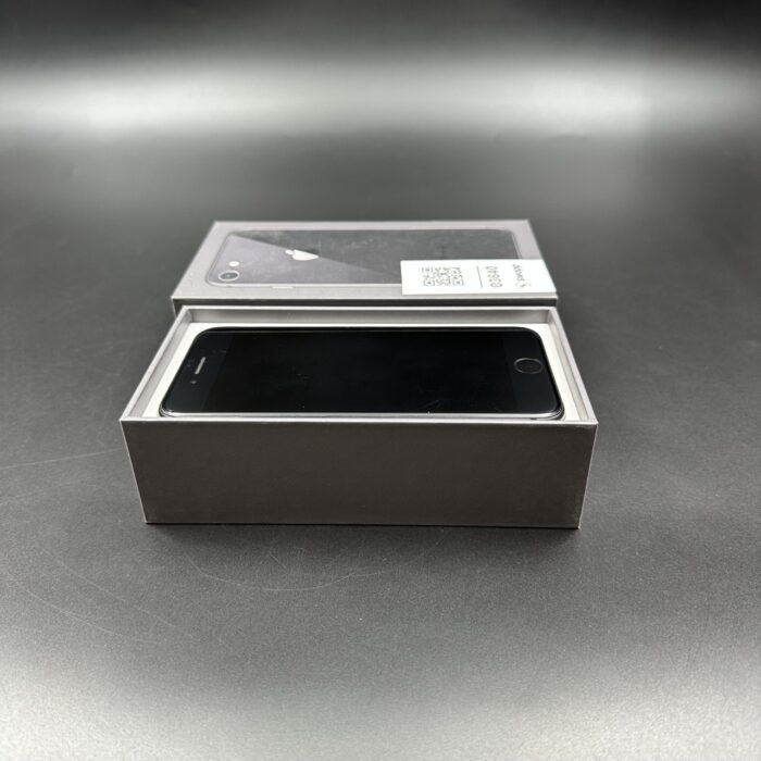 iPhone 8 64GB Space Grey - Image 2